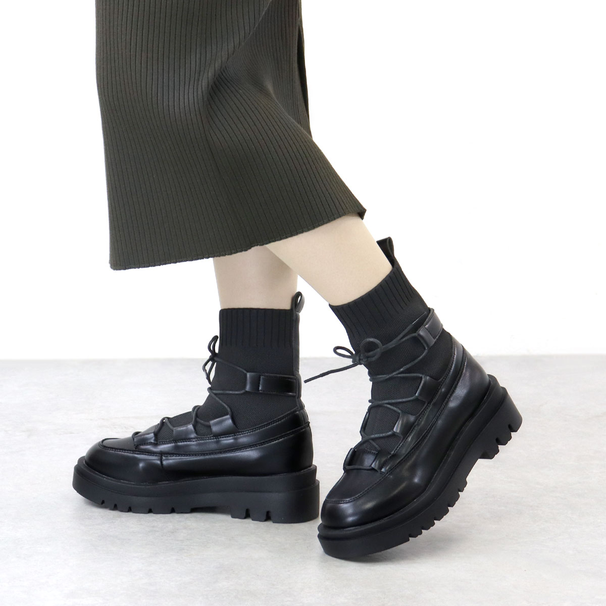 美品　Hunter ハンター 厚底　レインブーツ ショートブーツ　ヒール HUNTER レインシューズ 国内正規品 ハンター REFINED MID HEEL