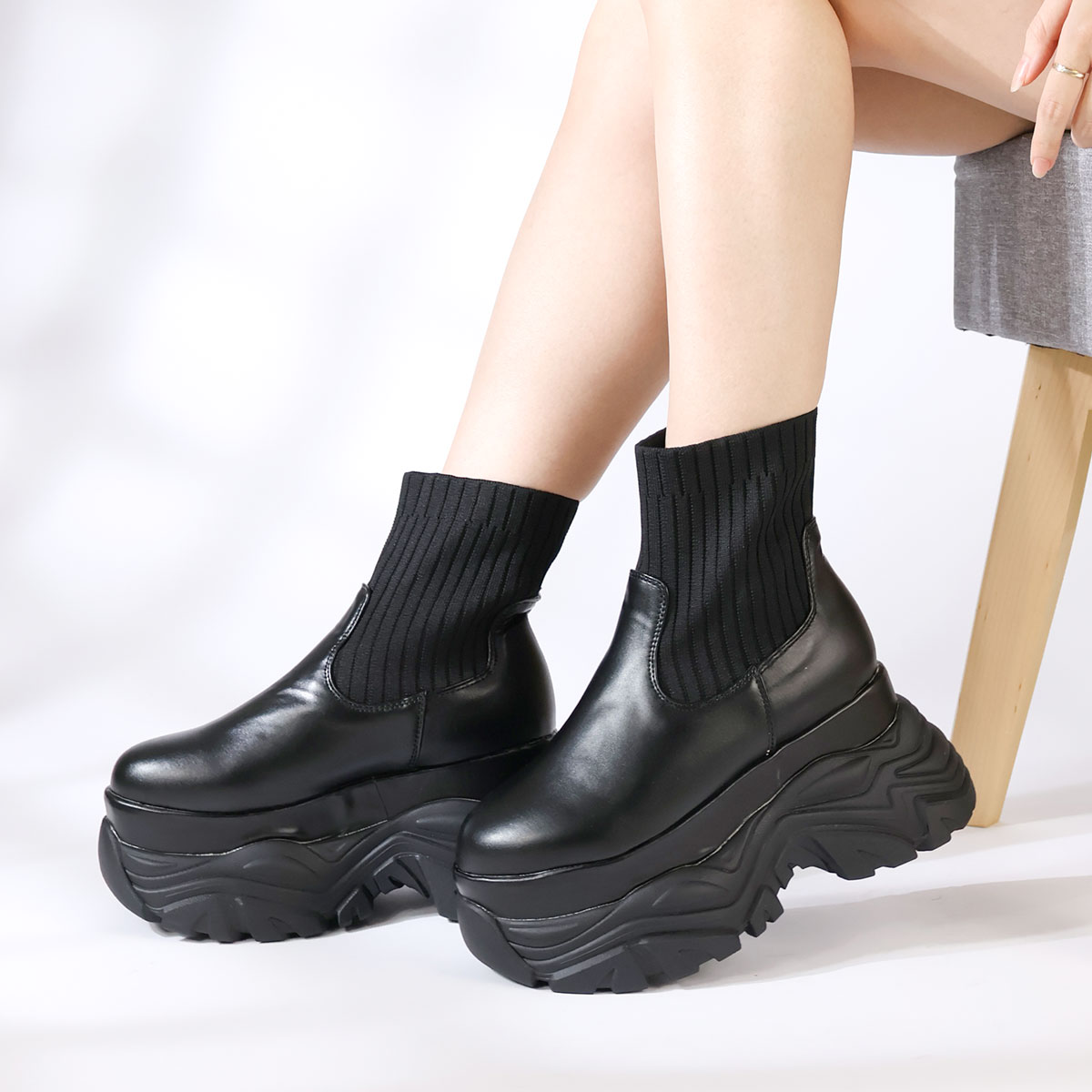 LOVEHUNTER（ラブハンター） ブーツ レディース ショート 厚底 9.5cm