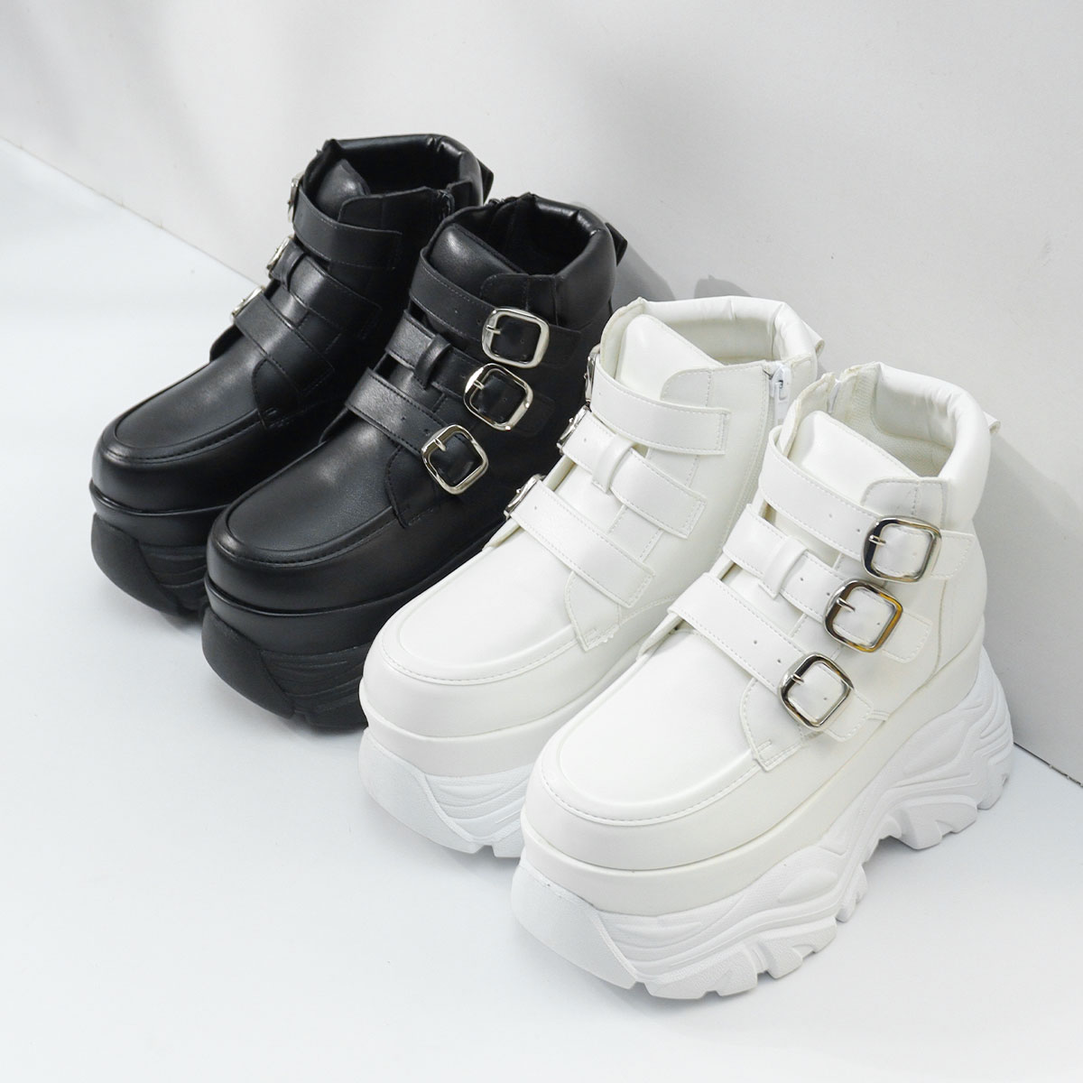 LOVEHUNTER（ラブハンター） スニーカー レディース 厚底 ブーツ 黒