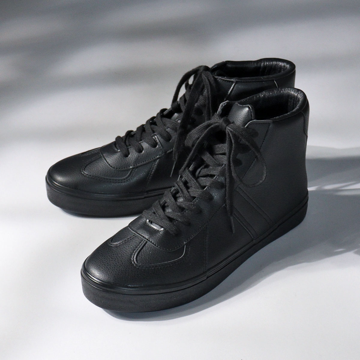 AAA+（サンエープラス） スニーカー メンズ ジャーマントレーナー