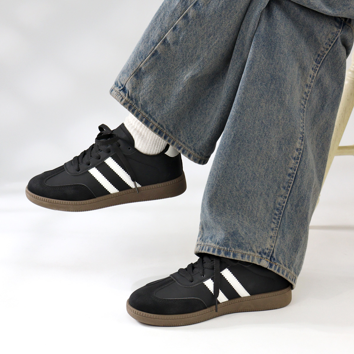 AAA+ スニーカー レディース ローカット おしゃれ 軽量 白 黒 かわいい