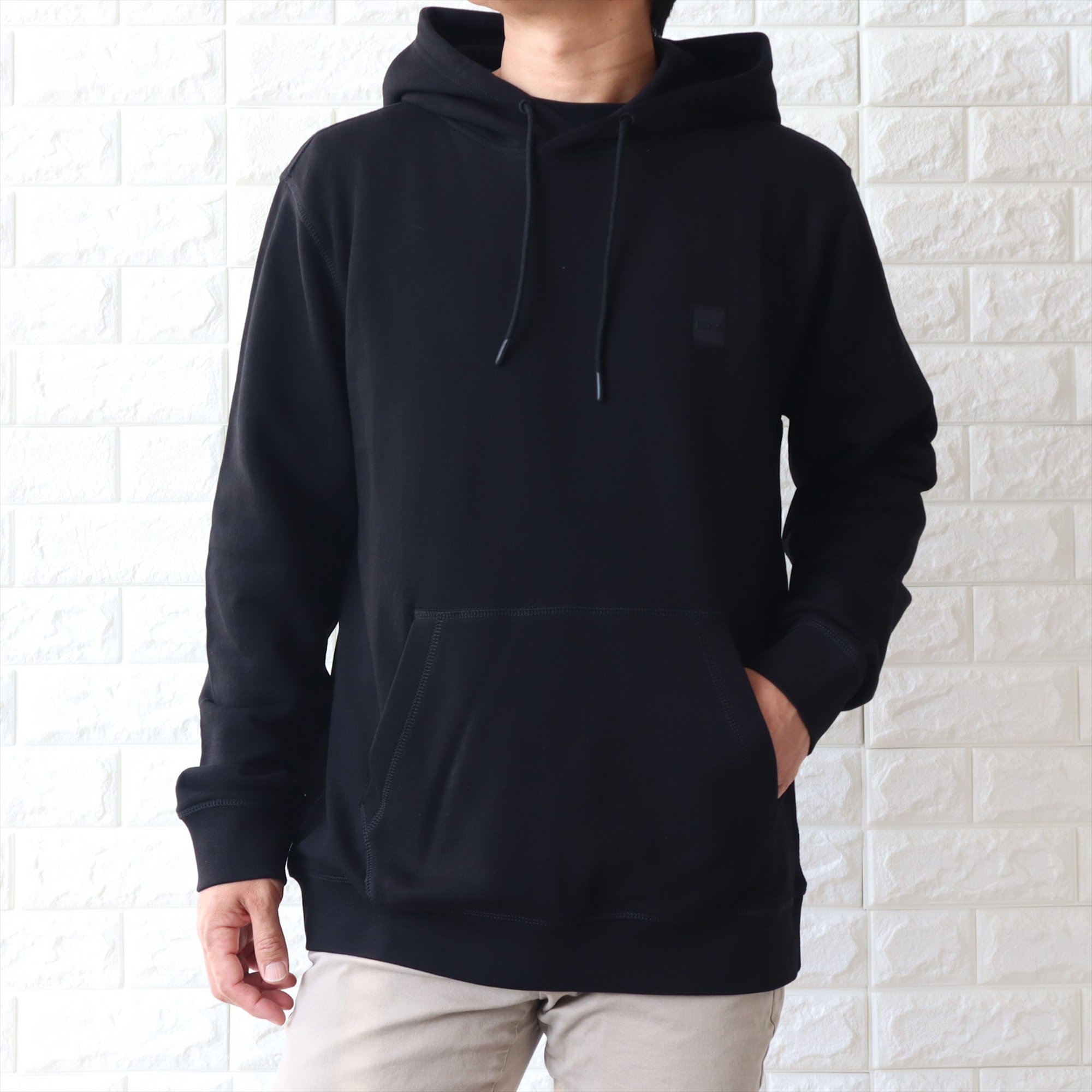 【並行輸入品】BOSS ボス スウェットパーカー ロゴパッチ フーディ メンズ ブラック ネイビー 50509314_1