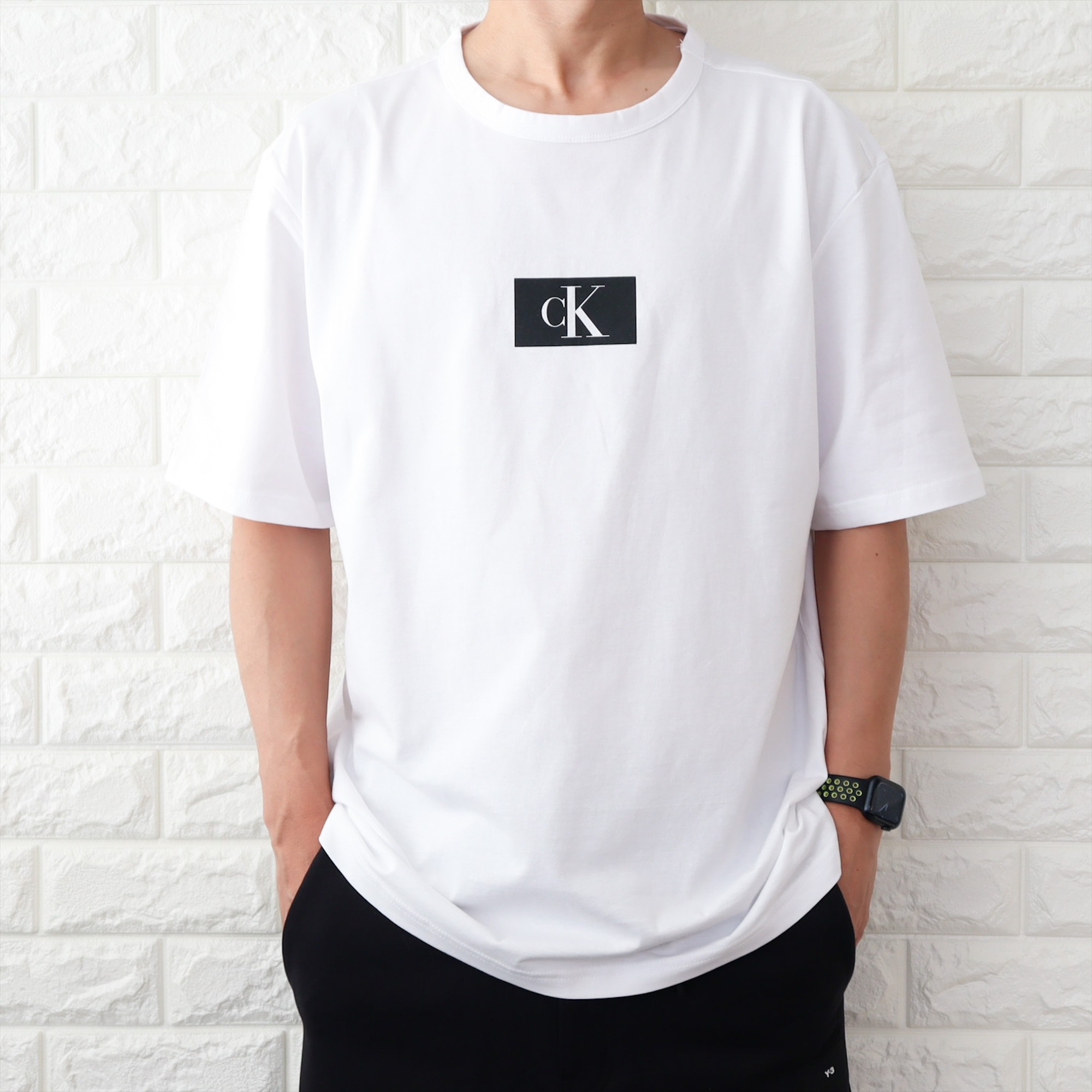 カルバンクライン Tシャツ メンズ ブラック 黒 ホワイト 白 CK ボックスロゴ Tシャツ ユニセ...