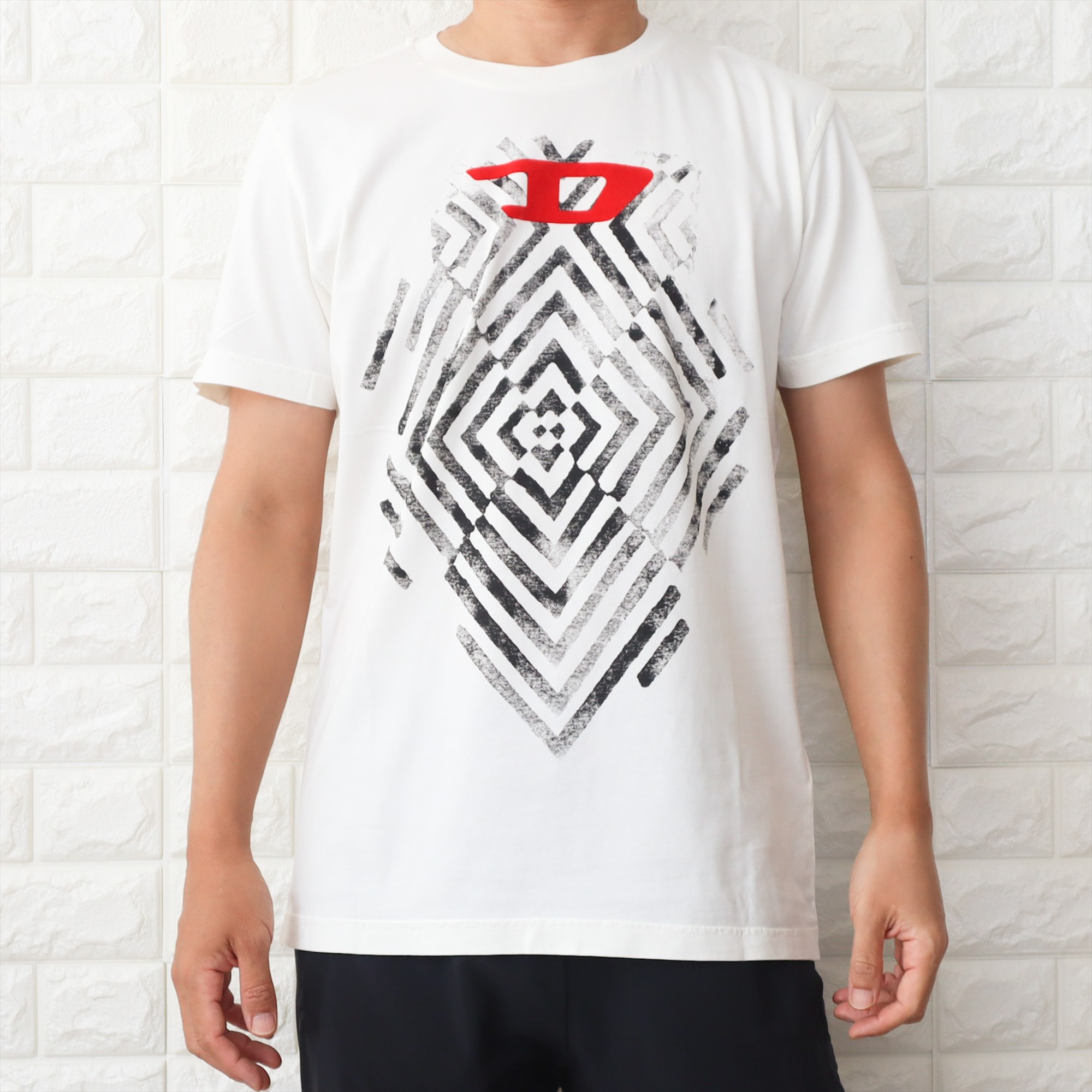 diesel ディーゼル Dロゴ tシャツ DIESEL ディーゼル ロゴ Tシャツ オーバルD A062680AFAA100