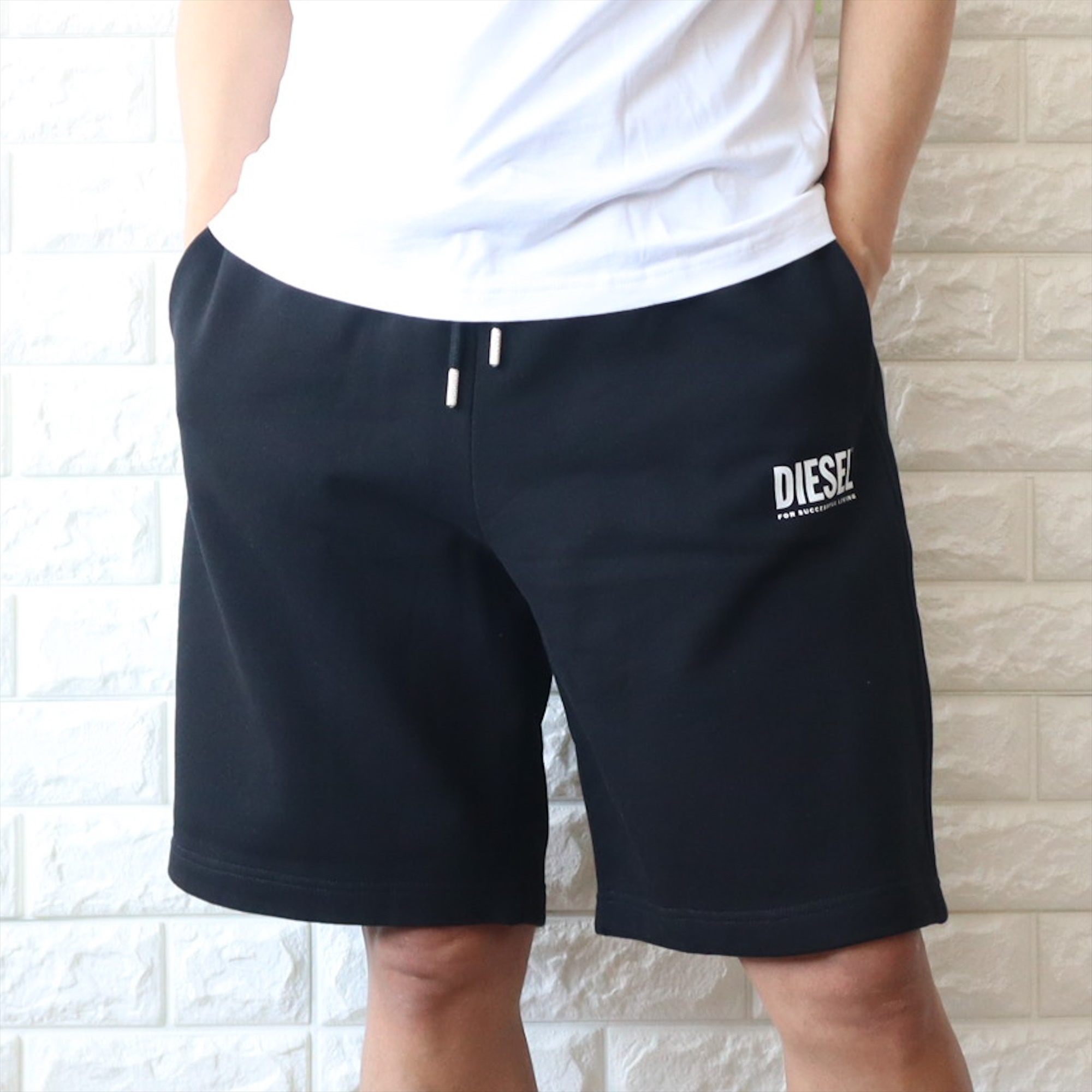 DIESEL メンズショート、ハーフパンツの商品一覧｜ボトムス