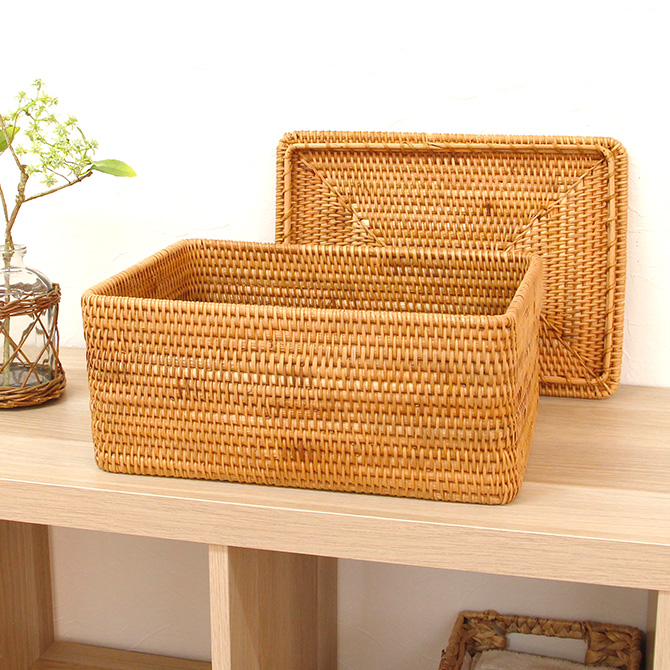 ✦新品　ラタン　バスケット　アジアン雑貨　小物入れ　かご　ベトナム　籐　収納 ベトナムラタン製 アジアン 収納 フタ付きバスケット かご