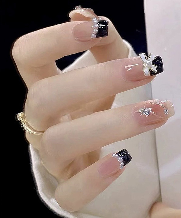 Lace Ladies（レースレディース） パール リボン 配色 フレンチ ネイル