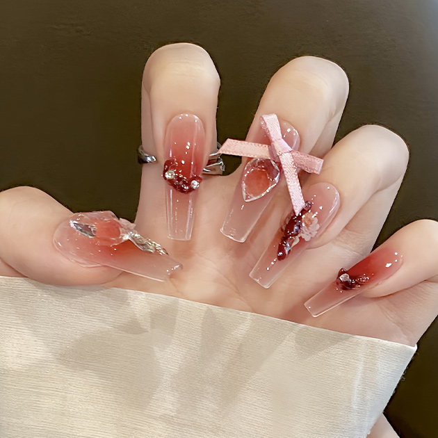 ビッグ リボン ビジュー ロング ネイルチップ 女性 レディース 春 夏 秋 冬 韓国 ガーリー ドレッシー つけ爪 クリア 透明感 ハート