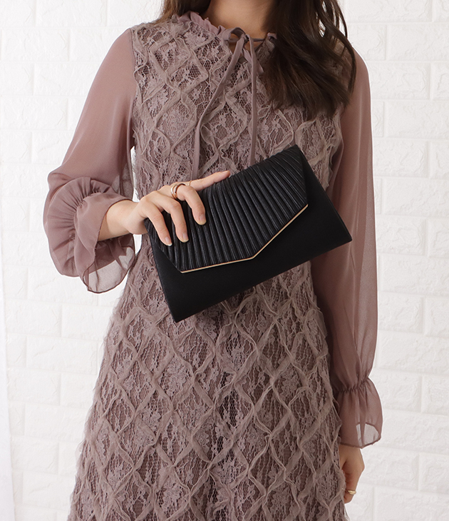 Lace Ladies（レースレディース） シェル風フラップスクエアクラッチ