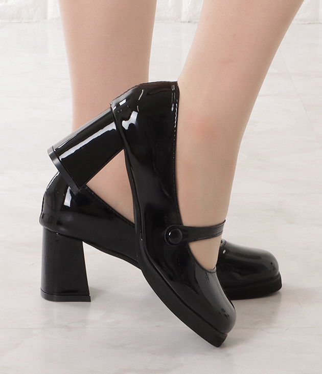 ⭐️新品未使用⭐️　レペット　パンプス　ラウンドトゥ　エナメル　ベルトストラップ　黒 美品 ペダラ レザー ストラップ パンプス 22.5 EE 黒 Y0988