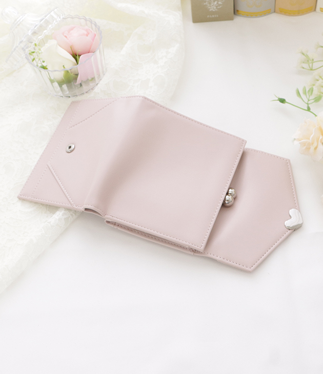 レディー♡ 3点セット♡ Lace Ladies マットレザー調ハートチャーム付き三つ折り