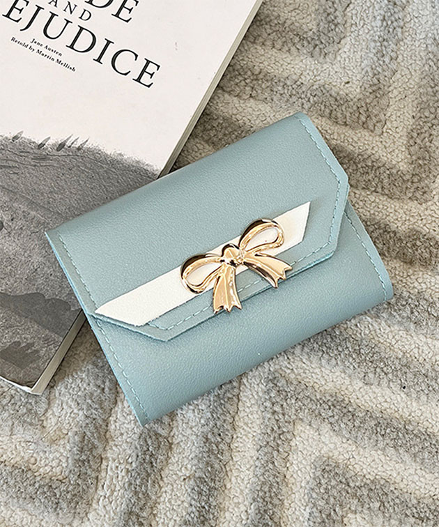 Lace Ladies メタリック リボン付き レザー調 二つ折り 財布