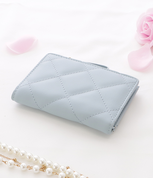 Lace Ladies レザー調キルティング二つ折りウォレット