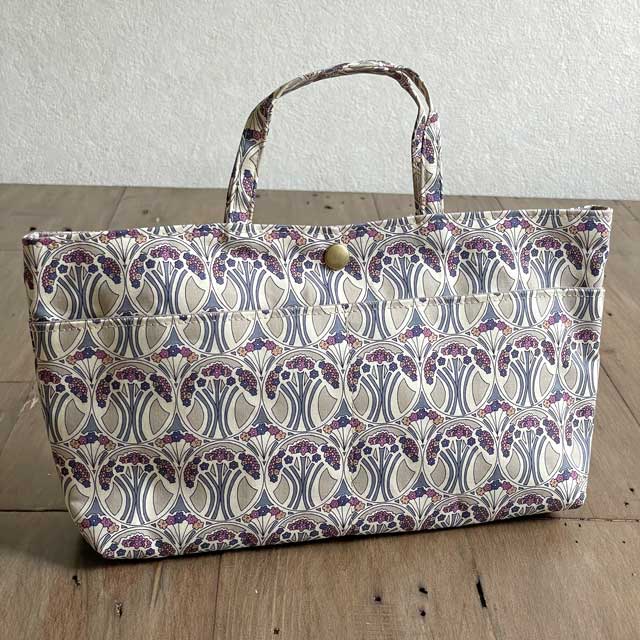LIBERTY.（リバティ） LIBERTYリバティプリントを使ったバッグイン