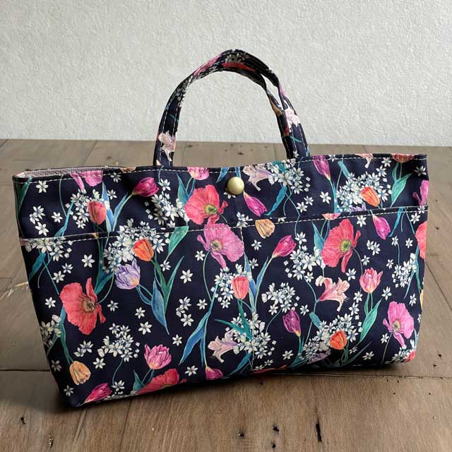 LIBERTYリバティプリントを使ったバッグインバッグ＜Spring Blooms＞(スプリングブルームス)NAネイビー 206864 :  206864 : リバティプリントショップmerci - 通販 - Yahoo!ショッピング