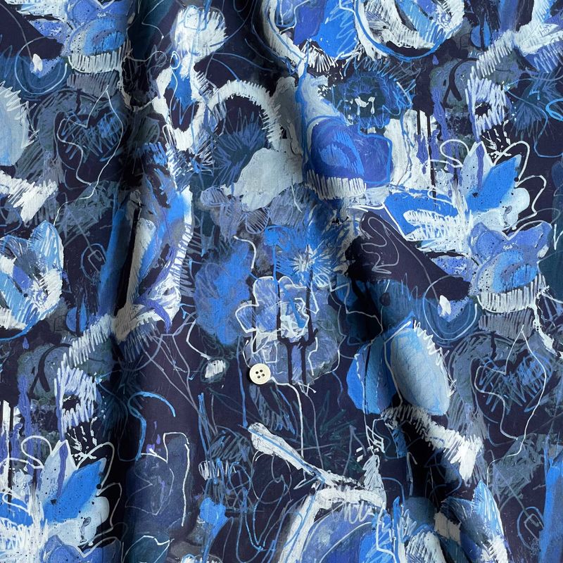 LIBERTYリバティプリント 国産タナローン生地＜Soozy Lipsey＞(スージーリプシー)【ブルー】3633208-23B《2023AW A LIBERTY ODYSSEY》｜merci-fabric｜02