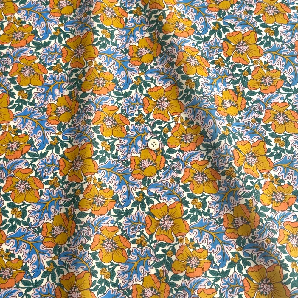 LIBERTY. LIBERTY FABRICS リバティプリント イタリア製