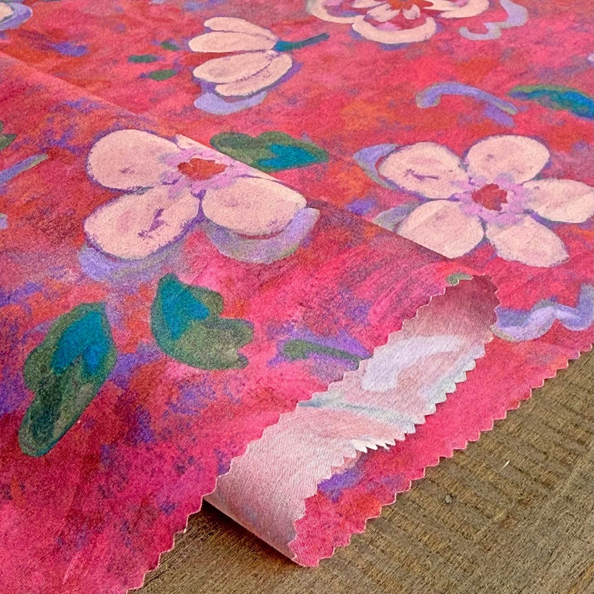 LIBERTY.（リバティ） LIBERTY FABRICS リバティプリント イタリア製