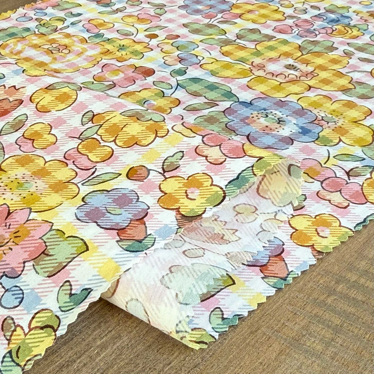 LIBERTY.（リバティ） LIBERTY FABRICS リバティプリント イタリア製