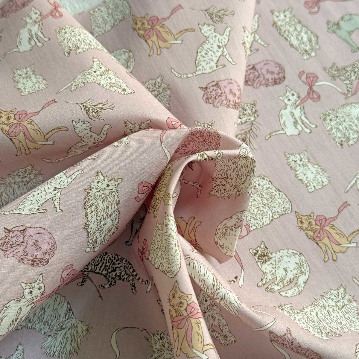 LIBERTY.（リバティ） LIBERTY FABRICS リバティプリント 国産