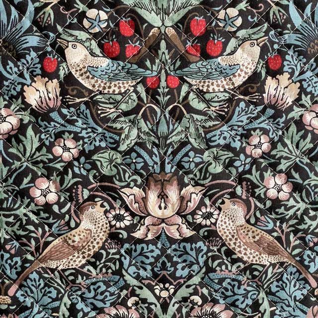 moda fabrics William Morris ウィリアムモリス シーチングキルティング生地＜Strawberry Thief＞(ストロベリースィーフ)＜EMERALD(エメラルド)＞｜merci-fabric