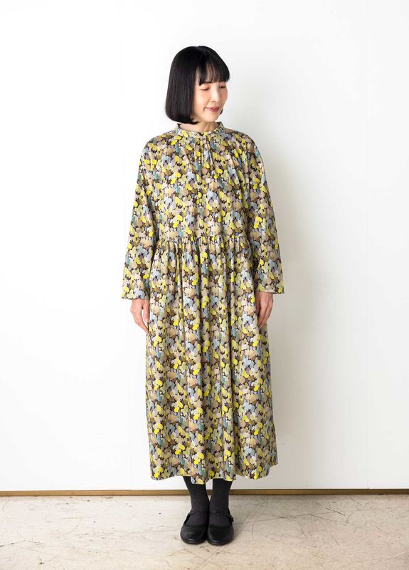 リバティプリント「MERCI × May Me × LIBERTY FABRICS」パターンオーダー レディース衿付きブラウス タナローン使用 M/L 日本製 MayMe-CollarBlouse 楽天市場】リバティプリント「MERCI × May Me × LIBERTY FABRICS