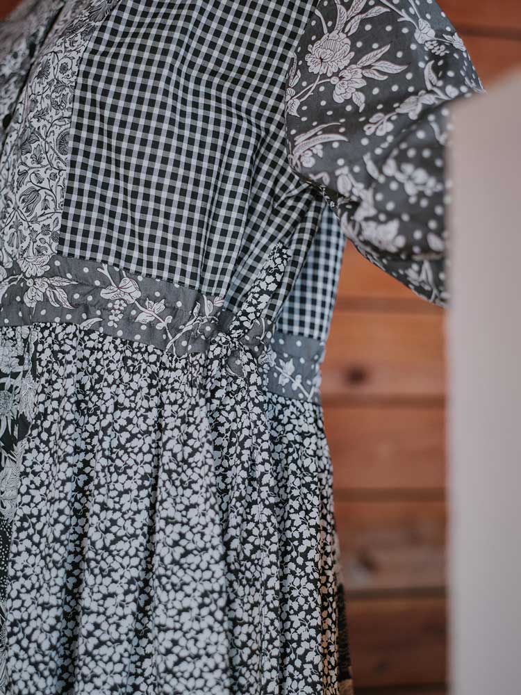 LIBERTY PRINTS ⌇vintage ワンピース LIBERTY. LIBERTY FABRICS リバティプリントを使ったパネル