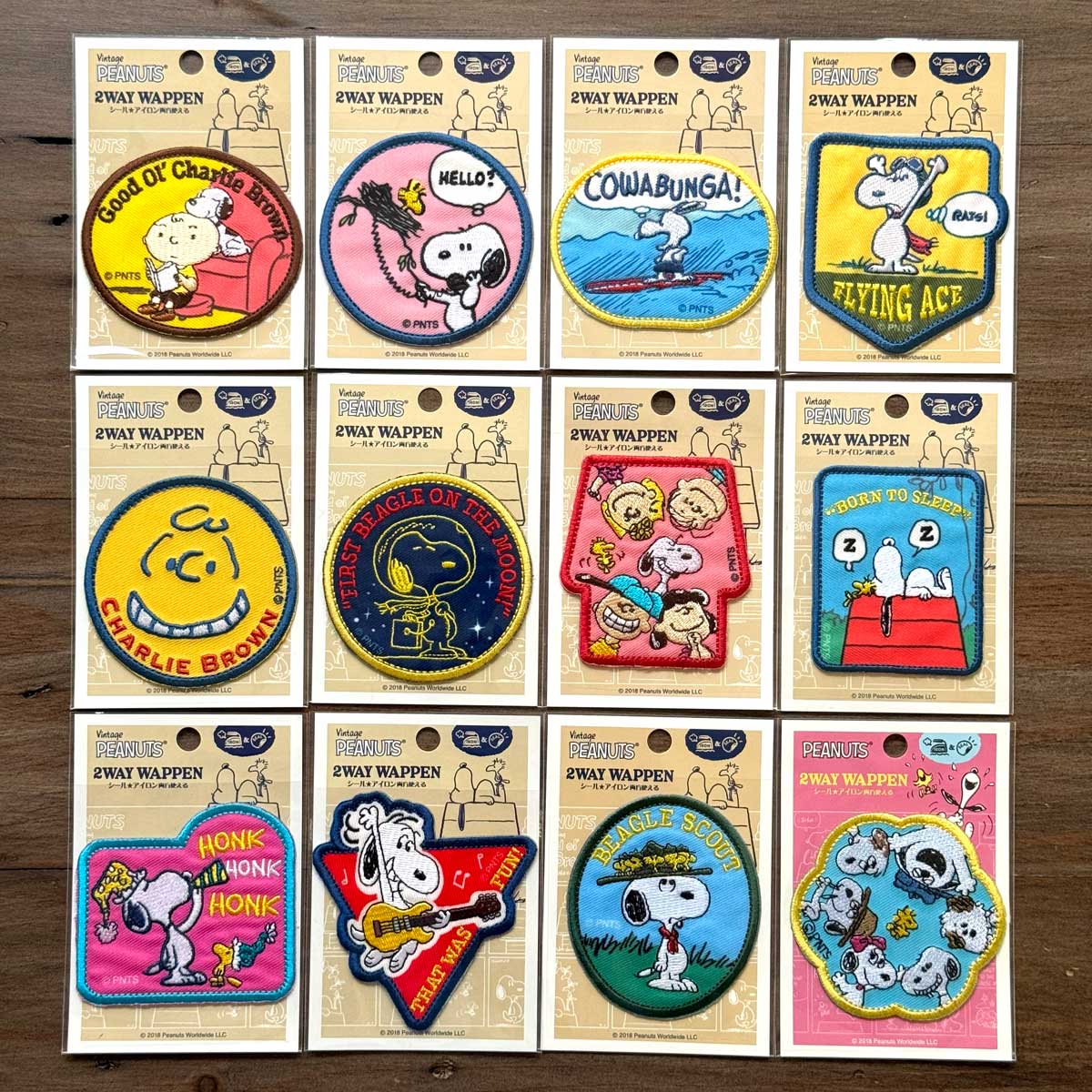 スヌーピーPEANUTSピーナッツ シール・アイロン接着両用ワッペン 
