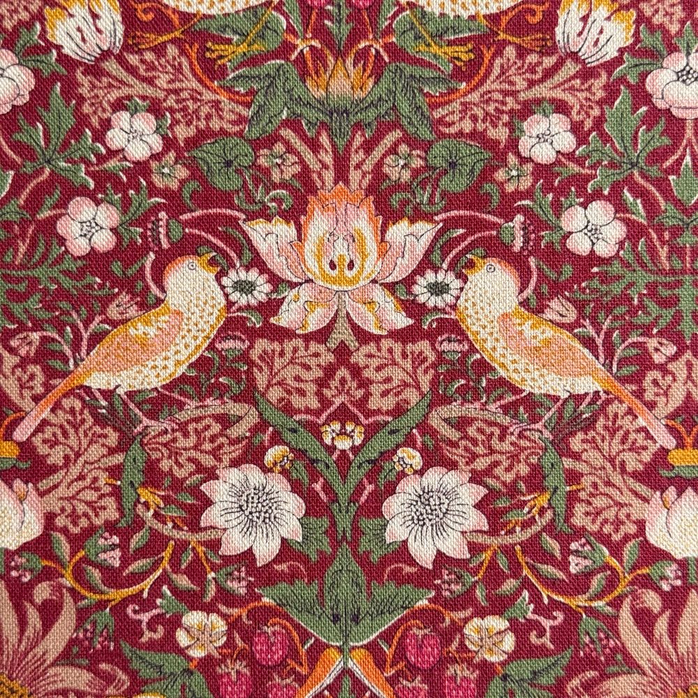 V&amp;A William Morris EBAX ȖLoXnStrawberry Thief(Xgx[V[t)D_ybhzVA10018S-E