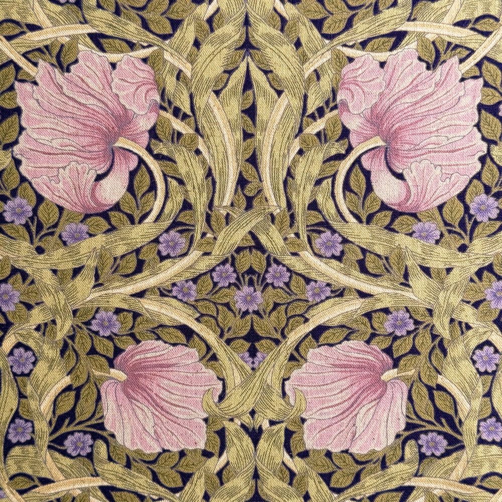 PIMPERNEL ピンパネール　クラッシック　動物画大判四枚　英国製値下 V&A William Morris ウィリアムモリス 綿麻キャンバス生地