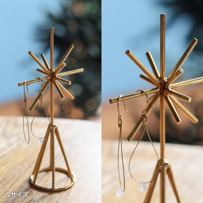 黒い球体の置物 金色スタンド付き 楽天市場】ボールスタンド フレーム ブラック 7290 【玄関