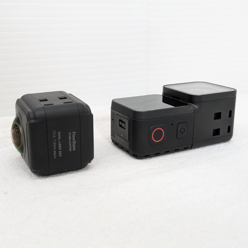 【中古品】Insta360 ONE R Twin Edition 360度レンズ + バッテリーチャージャー マイクアダプターセット | Insta360 | 02