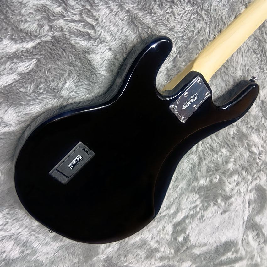 Sterling by MUSIC MAN エレキベース Ray4 Black スティングレイ