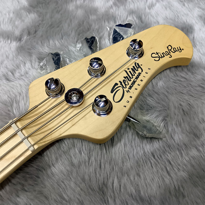 Sterling by MUSIC MAN エレキベース Ray4 Black スティングレイ