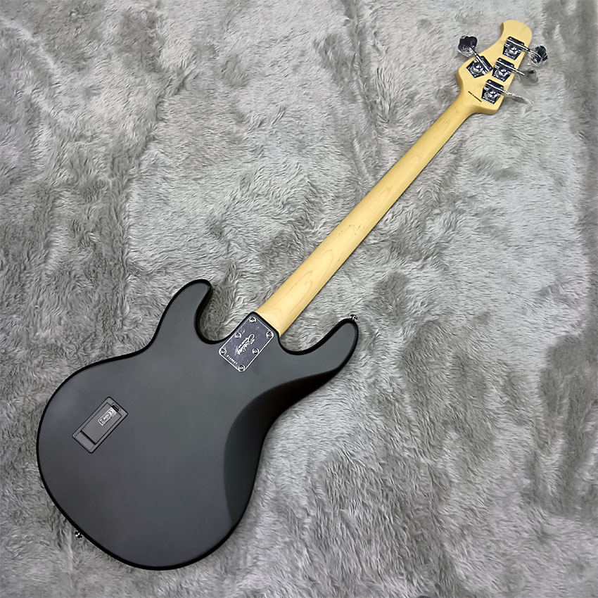 Sterling by MUSIC MAN エレキベース Ray4 Ruby Red Burst Satin スティングレイ |  | 03