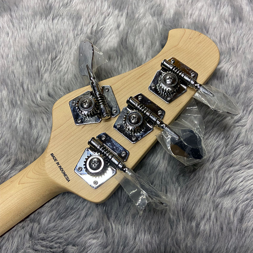 Sterling by MUSIC MAN エレキベース Ray4 Trans Black Satin