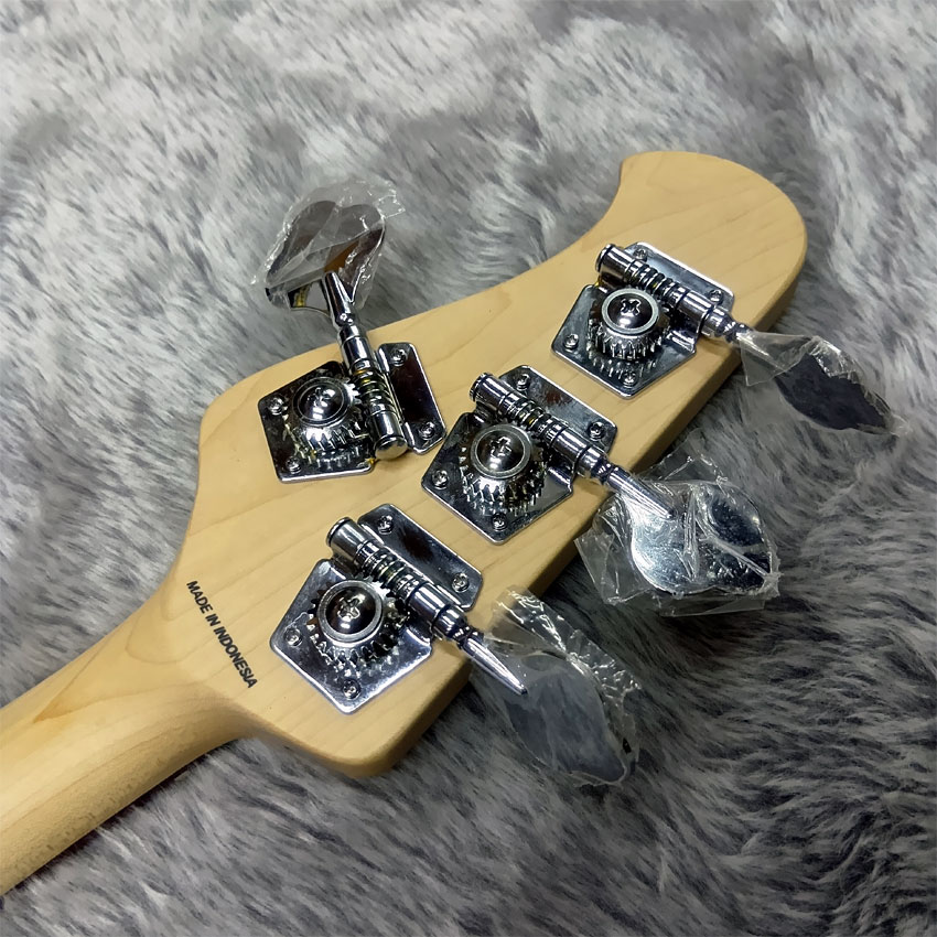 Sterling by MUSIC MAN エレキベース Ray4 Trans Blue Satin