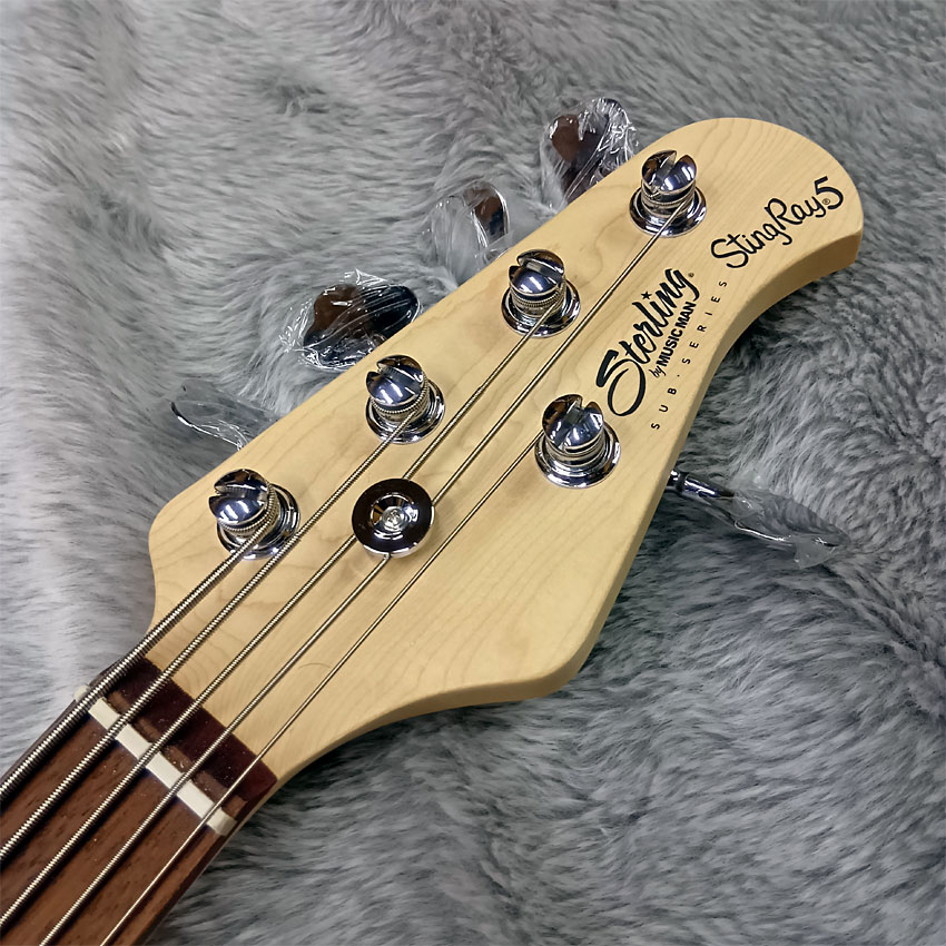 Sterling by MUSIC MAN エレキベース Ray5 Walnut Satin 5弦ベース