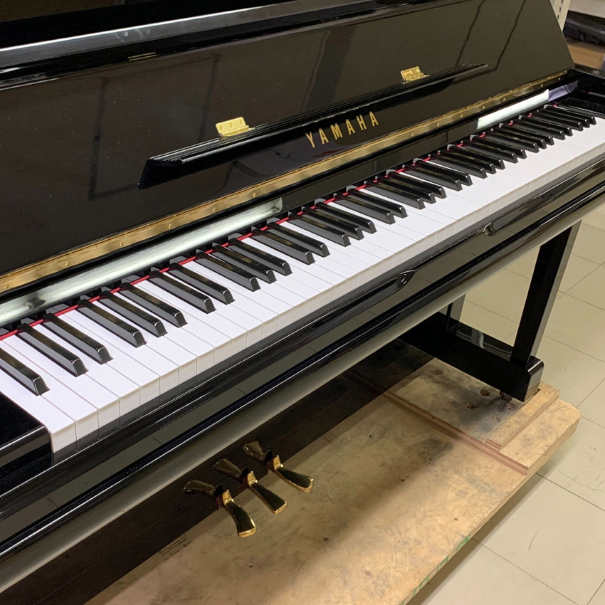 YAMAHA ヤマハ U30A□アップライトピアノ 中古ピアノ U-30A