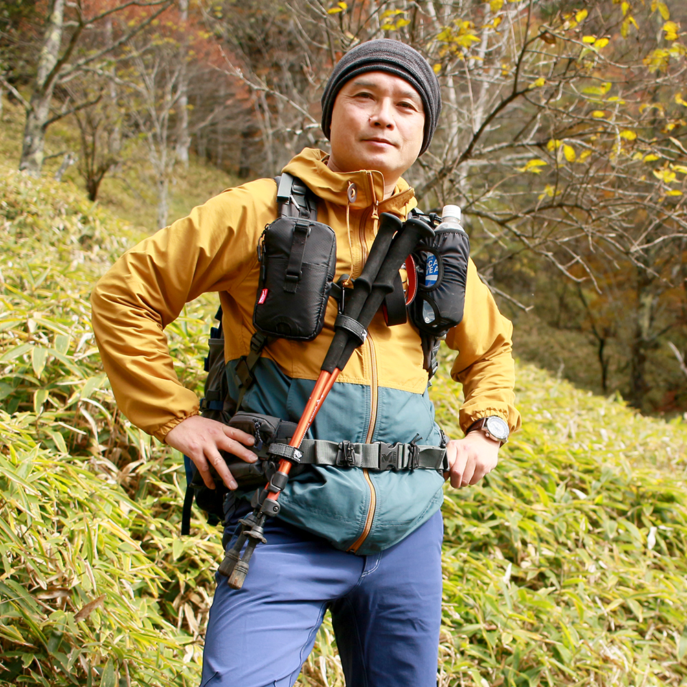 MG TRAIL 登山 スマホポーチ リュック装着 撥水 小物入れ ショルダー付