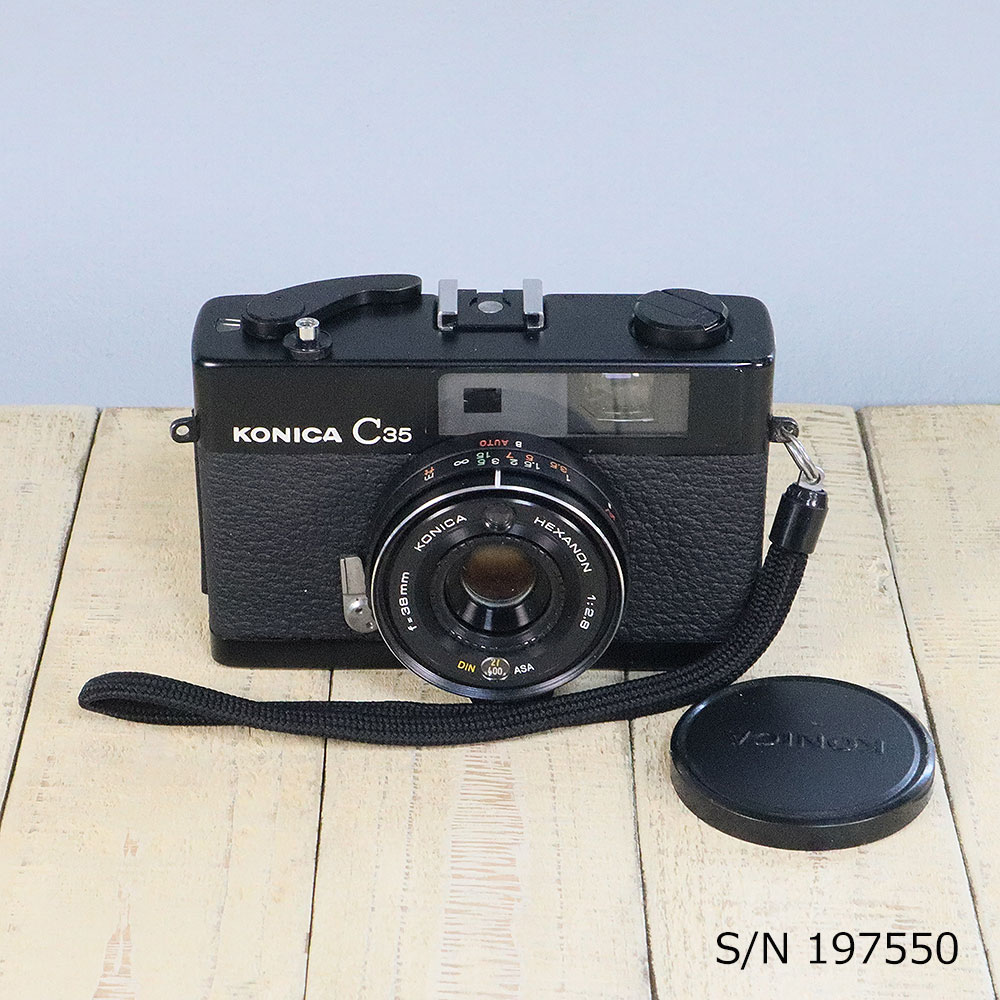 中古】【保証付 】 コニカ KONICA C35 ブラック S/N 197550（ケース 