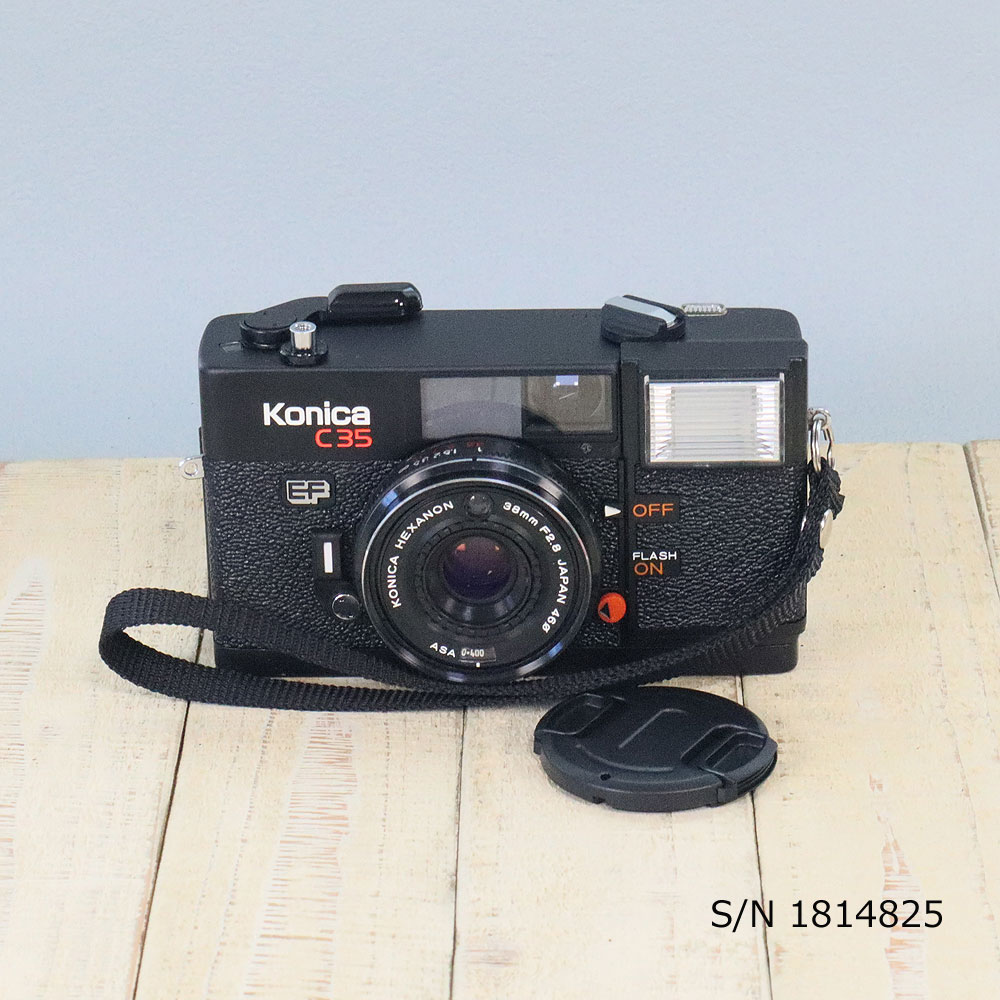 中古】【保証付 】 コニカ KONICA C35 EF S/N 1814825（ケース