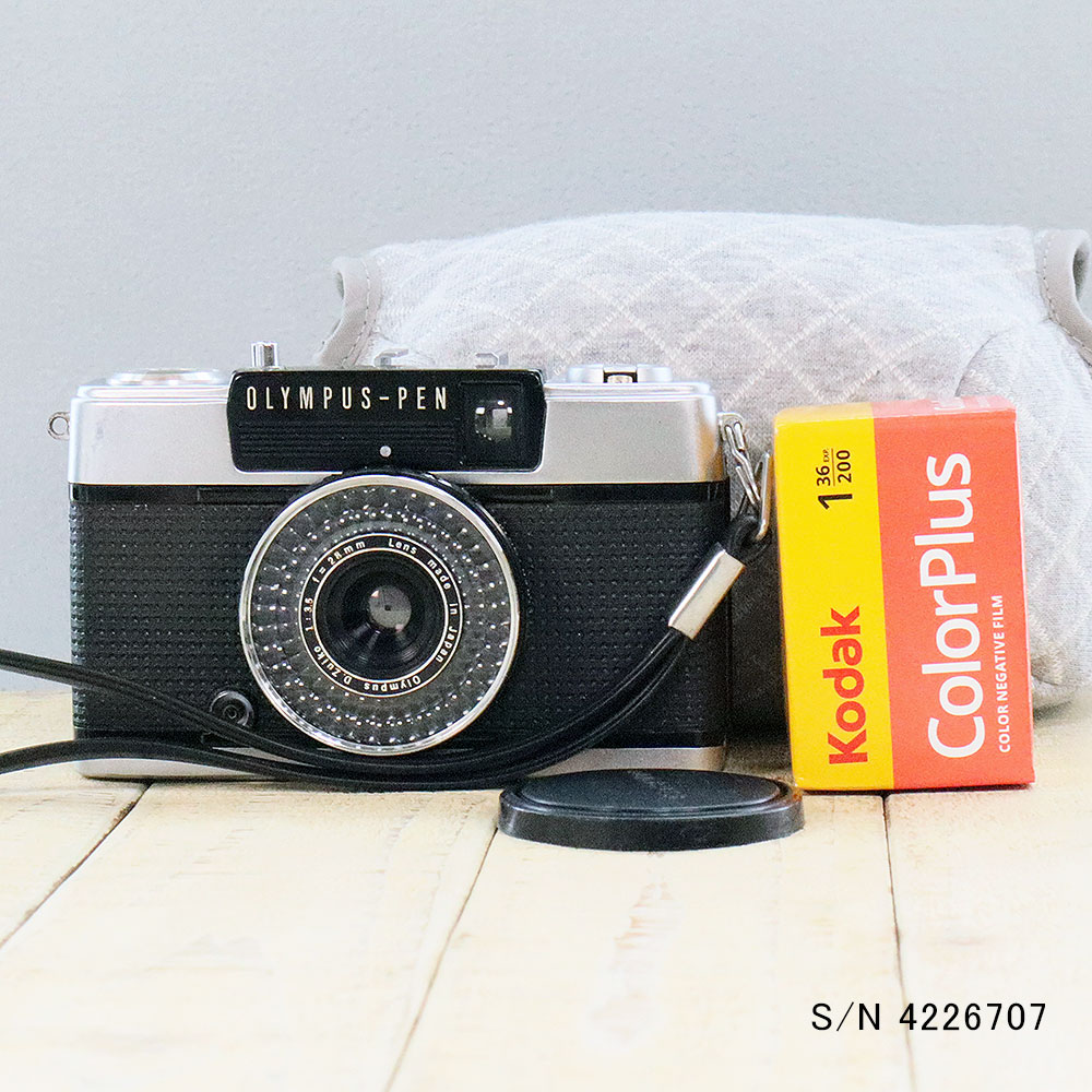 中古】【保証付 】 オリンパス OLYMPUS PEN EE-3 S/N 4226707（ケース