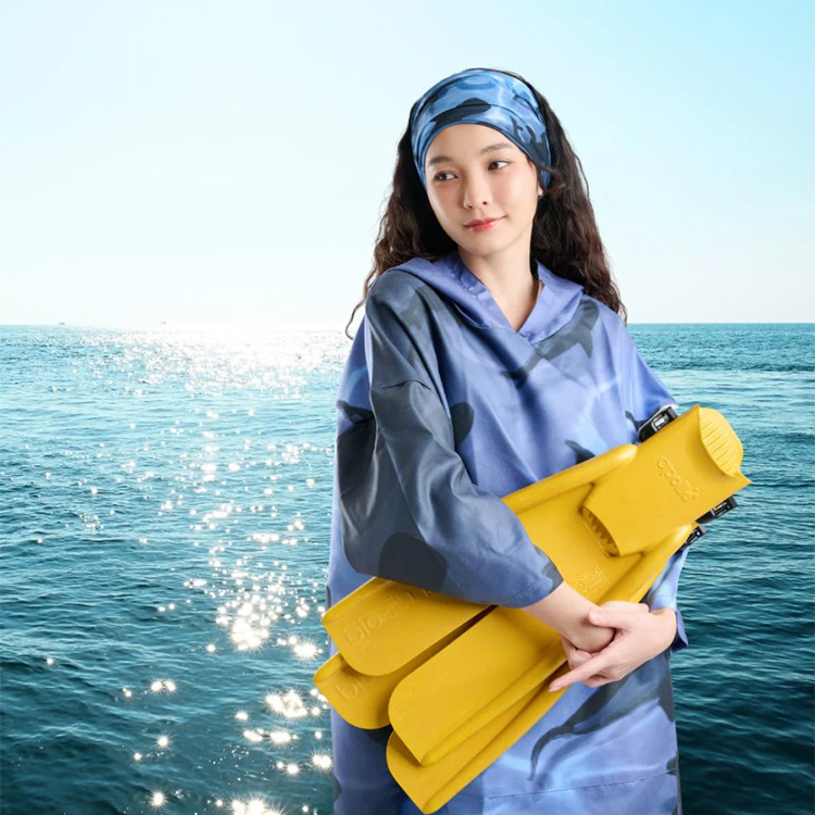 [ MOONBOW ] アドベンチャーポンチョ お着替えポンチョ 80×110cm |  | 16