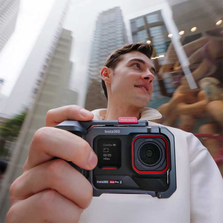 [ Insta360 ] Ace Pro2 デュアルバッテリーキット CINSBBGA-DB UWL-03 ワイドレンズセット |  | 02