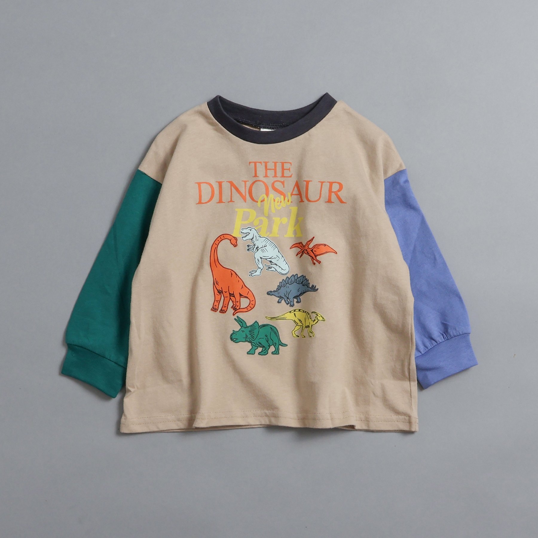 BREEZE（ブリーズ） 子供服 WEB限定イロイログラフィック 長袖 Tシャツ
