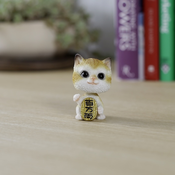 猫 置物 小さい 小判をかかえる首振り猫 縁起物 インテリア おしゃれ