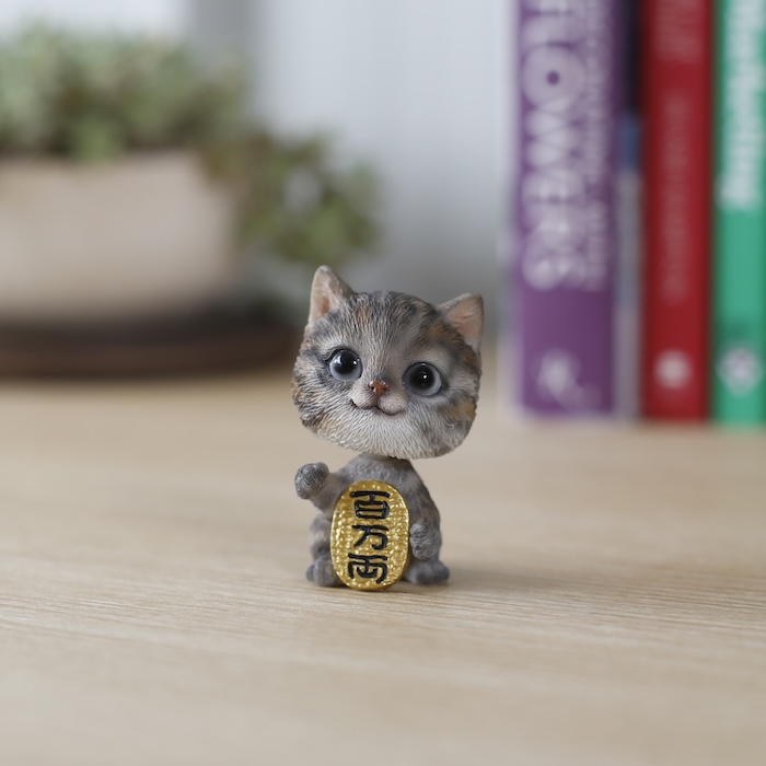 猫 置物 小さい 小判をかかえる首振り猫 縁起物 インテリア おしゃれ