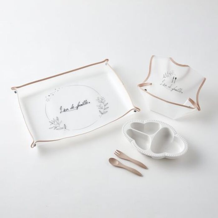 3色から選べる ベビーギフト もぐもぐ5点セット 食器 エプロン マット 一式 Lien de famille おしゃれで可愛い | lien de famille | 01