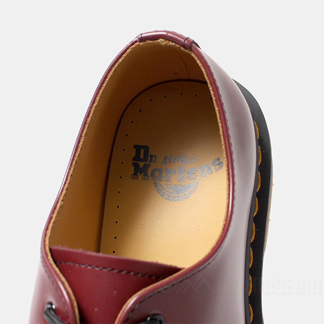 Dr.Martens ドクターマーチン 革靴 1461 3EYE GIBSON 3ホール ギブソン CHERRY RED チェリーレッド 11838600｜mike-museum｜07